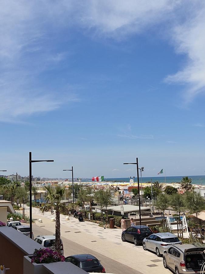 Hotel Alexander Resort Ρίμινι Εξωτερικό φωτογραφία
