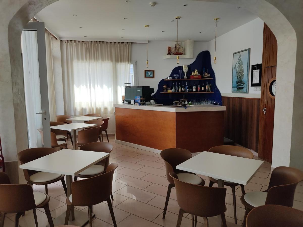 Hotel Alexander Resort Ρίμινι Εξωτερικό φωτογραφία