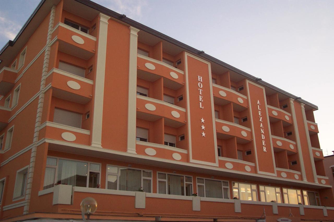 Hotel Alexander Resort Ρίμινι Εξωτερικό φωτογραφία